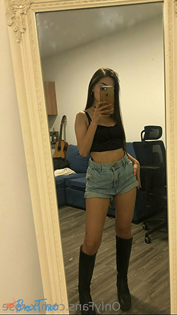 Photo by x-rose published on December 22,2024 13:08:22 - BestThots