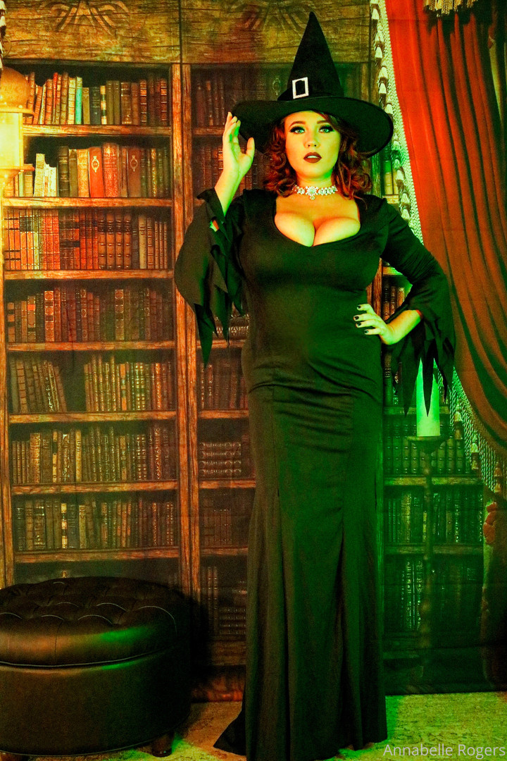 Photo by annabellerogers published on June 21,2023 15:37:06 - BestThots