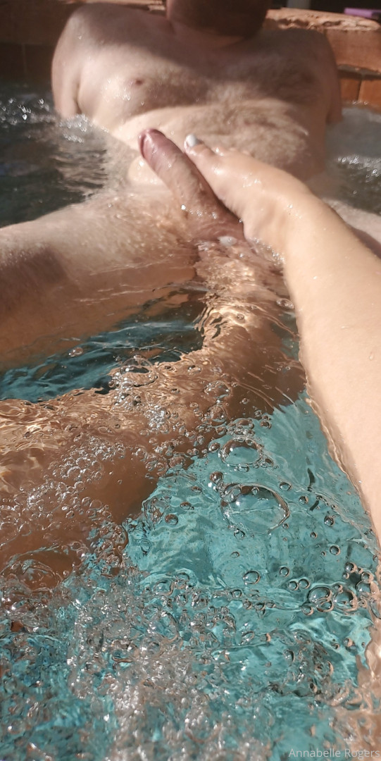 Photo by annabellerogers published on June 21,2023 15:40:49 - BestThots