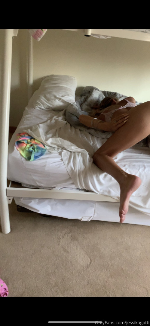 Photo by jessikagotti published on July 11,2023 03:09:01 - BestThots