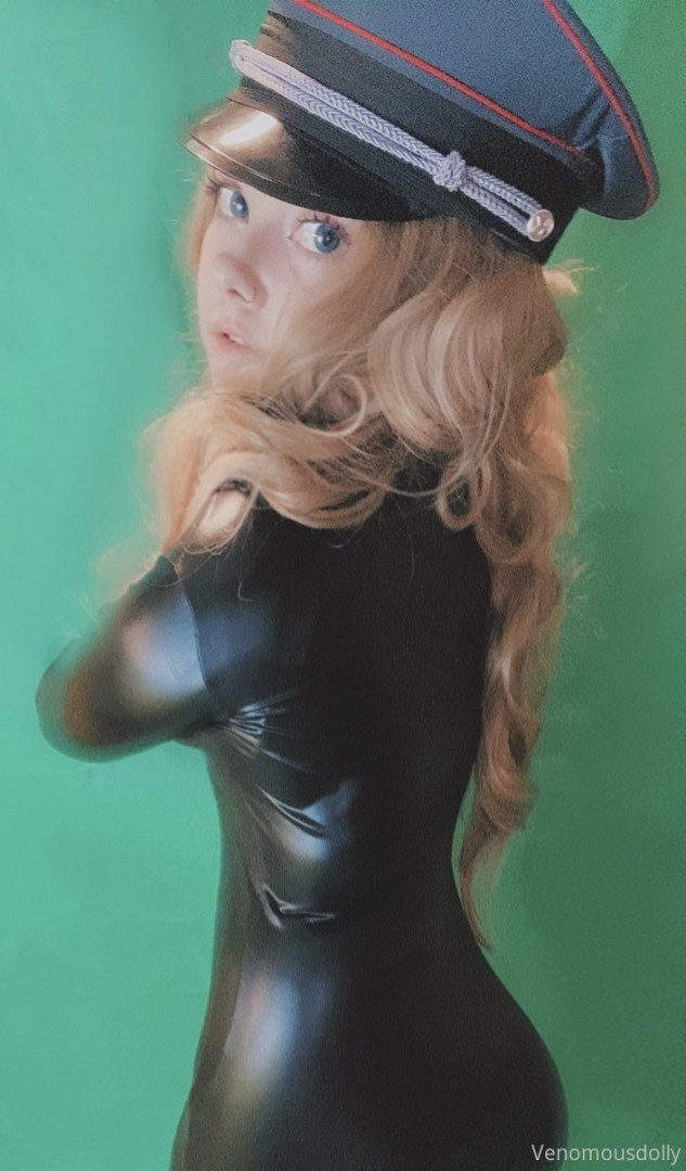 Photo by venomous_dolly published on October 16,2023 16:38:38 - BestThots
