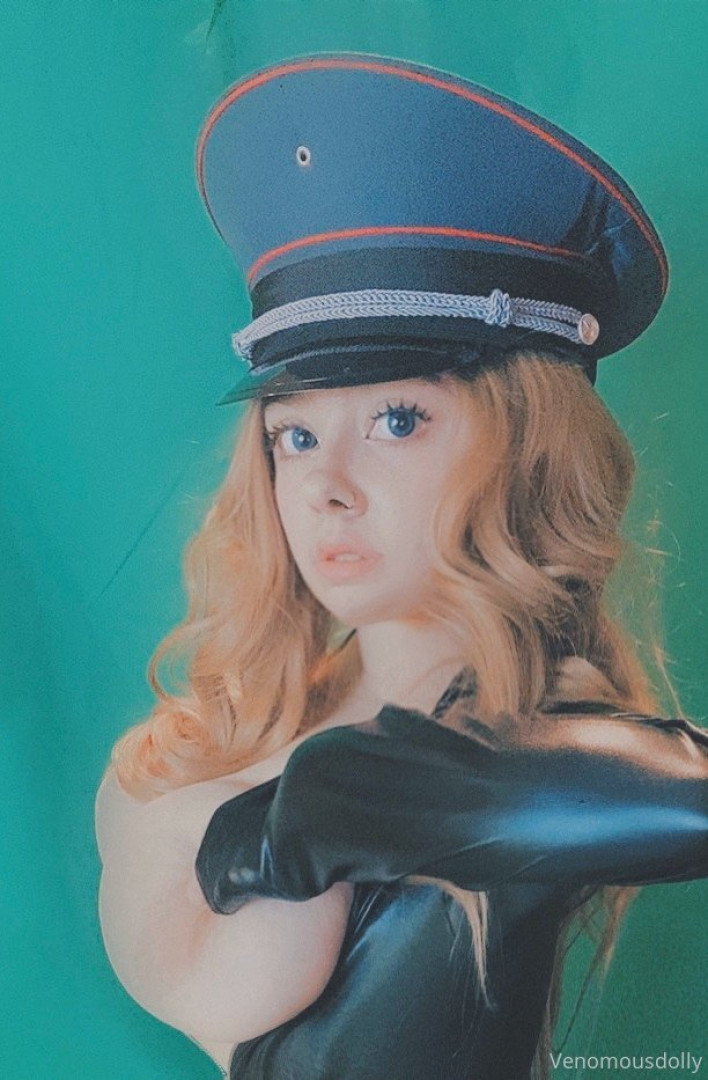 Photo by venomous_dolly published on October 16,2023 16:54:39 - BestThots