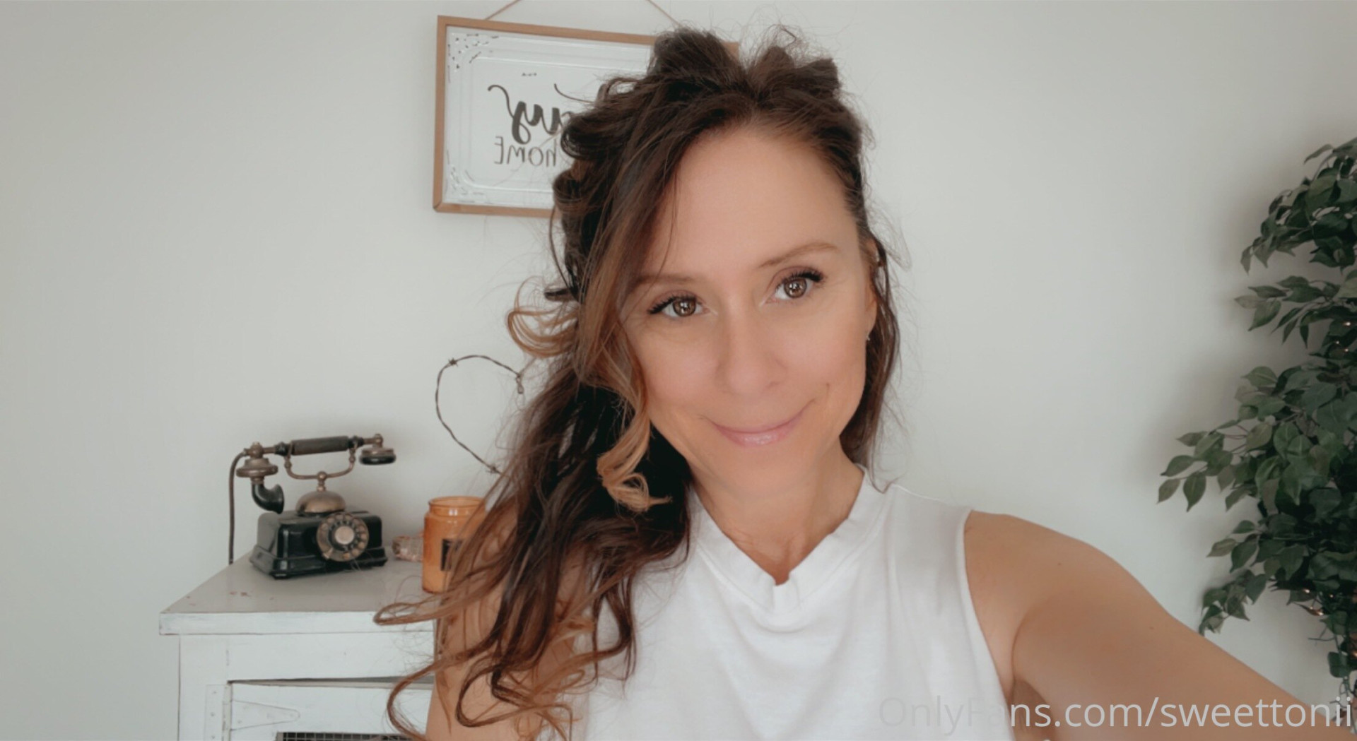 Photo by sweettonii published on August 12,2023 06:01:31 - BestThots