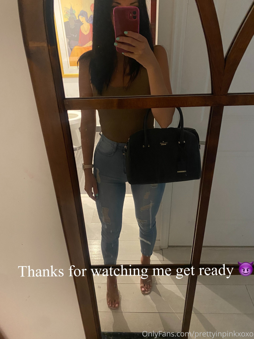 Photo by prettyinpinkxoxo published on June 15,2023 01:38:22 - BestThots