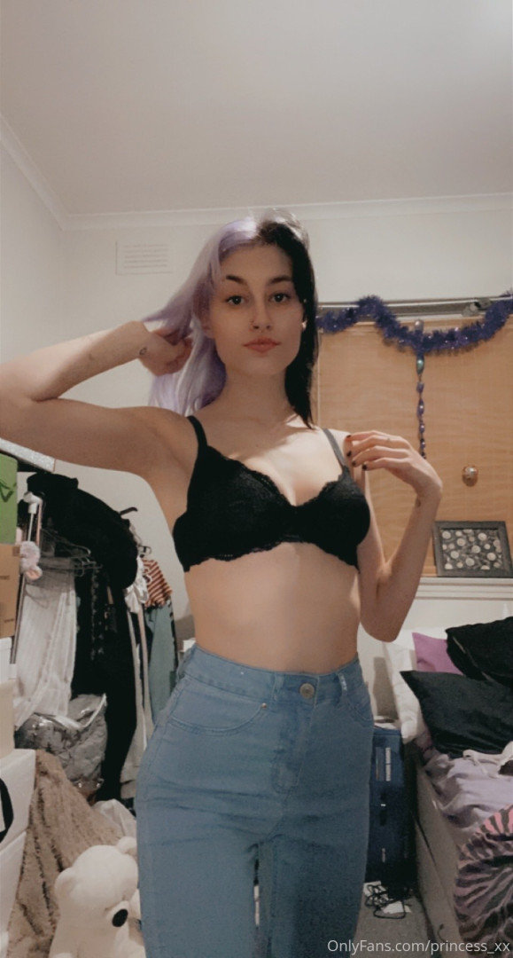 Photo by indigotaylorxx published on October 12,2023 03:54:20 - BestThots