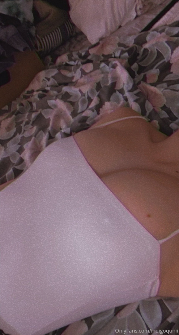 Photo by indigotaylorxx published on October 12,2023 05:01:01 - BestThots