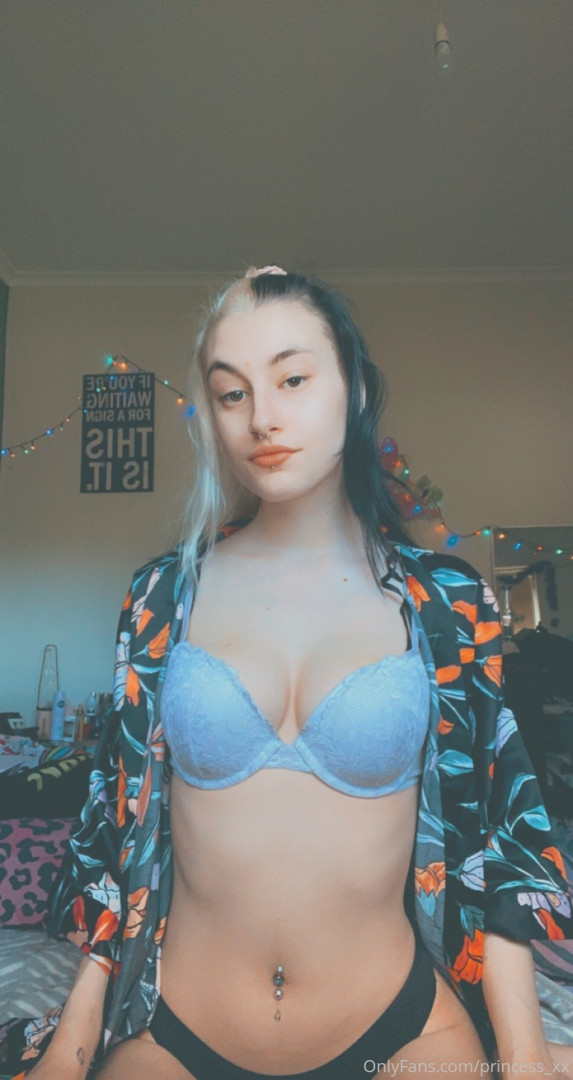 Photo by indigotaylorxx published on October 12,2023 07:47:05 - BestThots