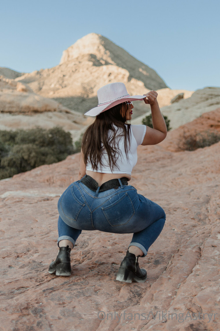 Photo by vikingastryr published on July 28,2023 06:40:03 - BestThots