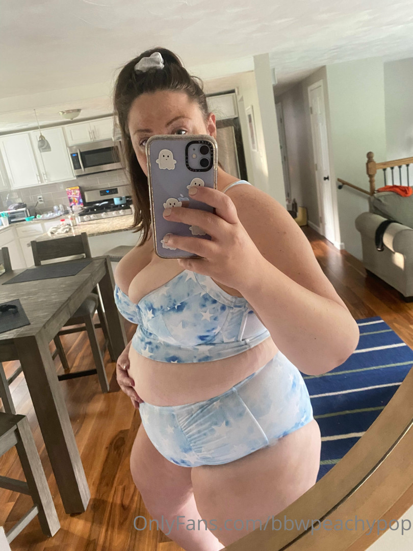 Photo by bbwpeachypop published on July 19,2023 12:53:10 - BestThots