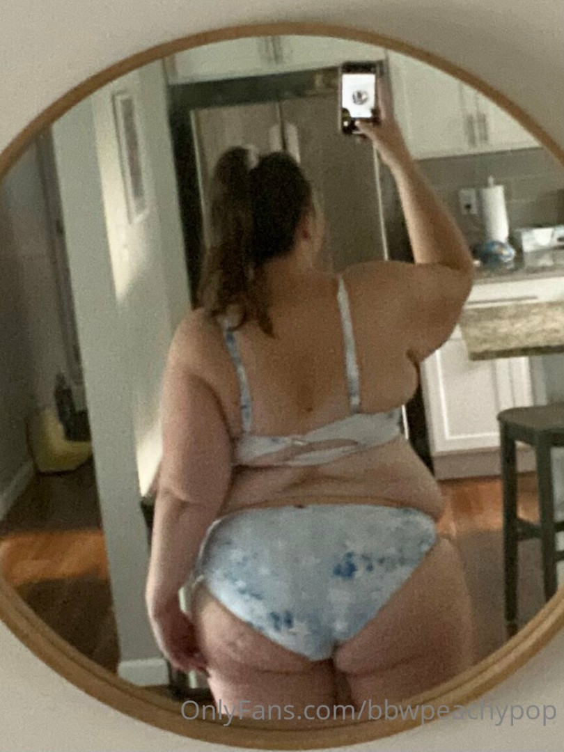 Photo by bbwpeachypop published on July 19,2023 12:57:05 - BestThots