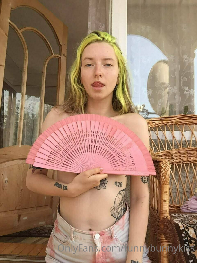 Photo by funnybunnykiss published on June 2,2023 12:08:06 - BestThots