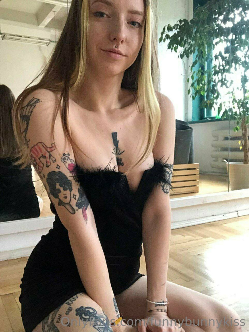 Photo by funnybunnykiss published on October 14,2023 20:51:28 - BestThots