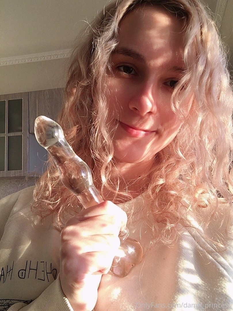 Photo by damn_princess published on October 15,2023 08:26:19 - BestThots