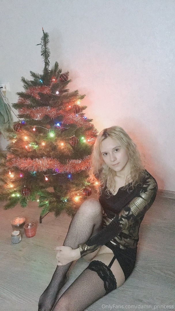Photo by damn_princess published on October 15,2023 10:49:23 - BestThots