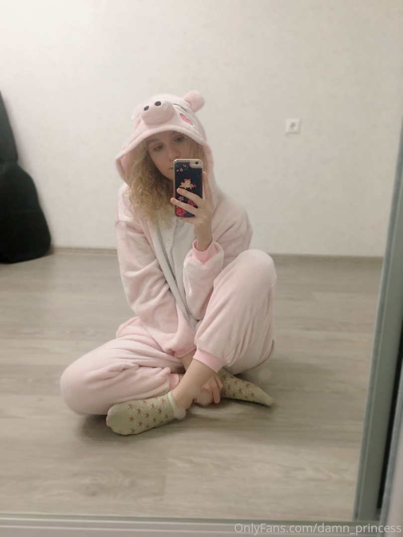 Photo by damn_princess published on October 16,2023 00:57:49 - BestThots