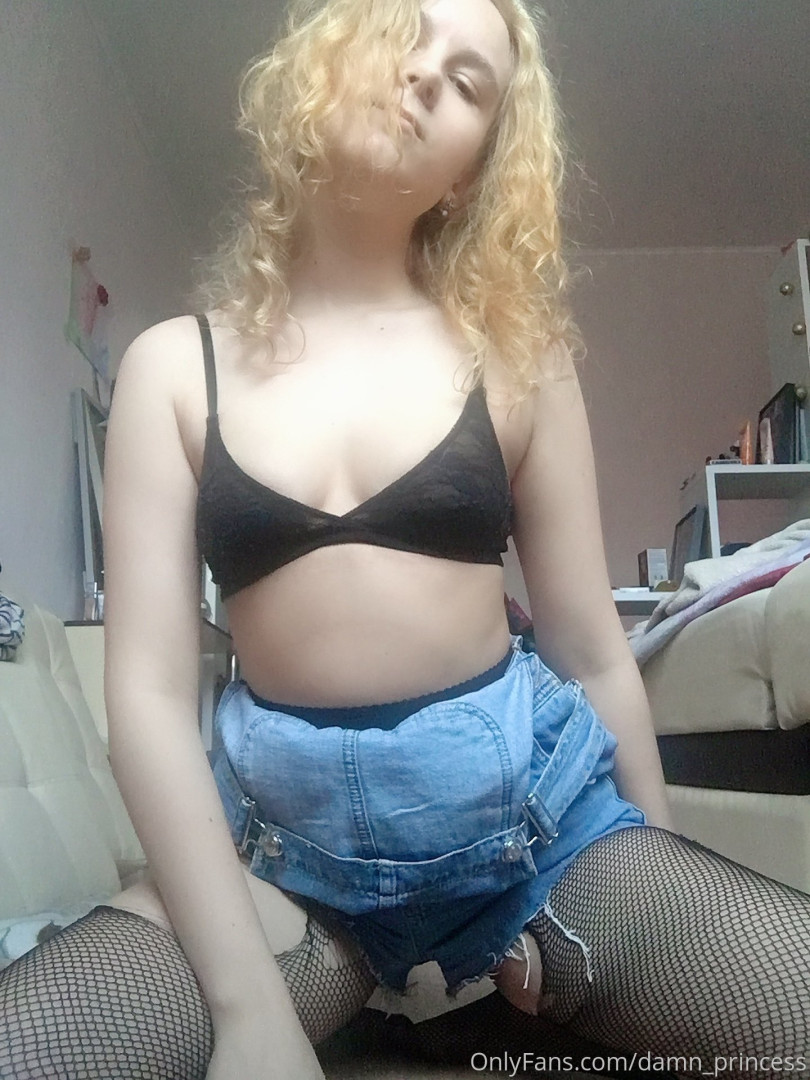 Photo by damn_princess published on October 16,2023 01:19:24 - BestThots
