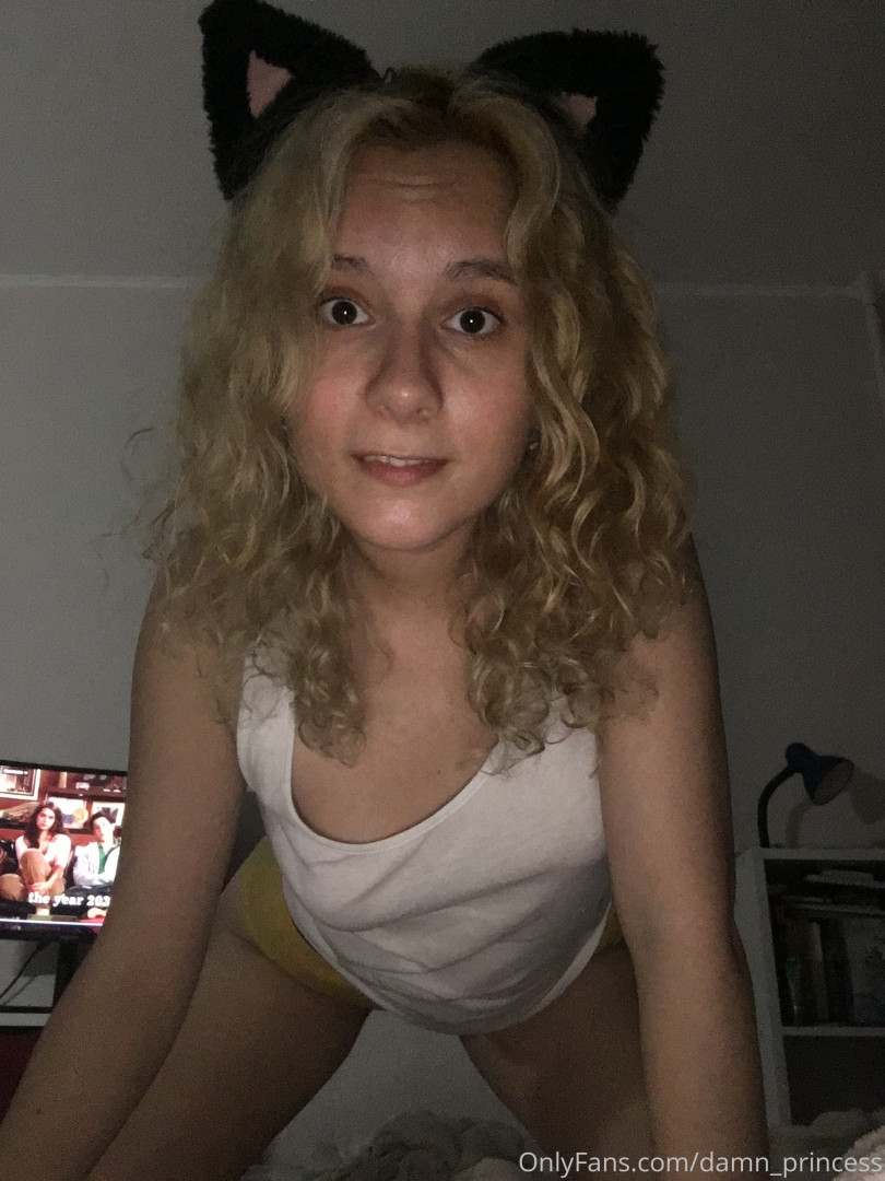 Photo by damn_princess published on October 16,2023 01:53:42 - BestThots