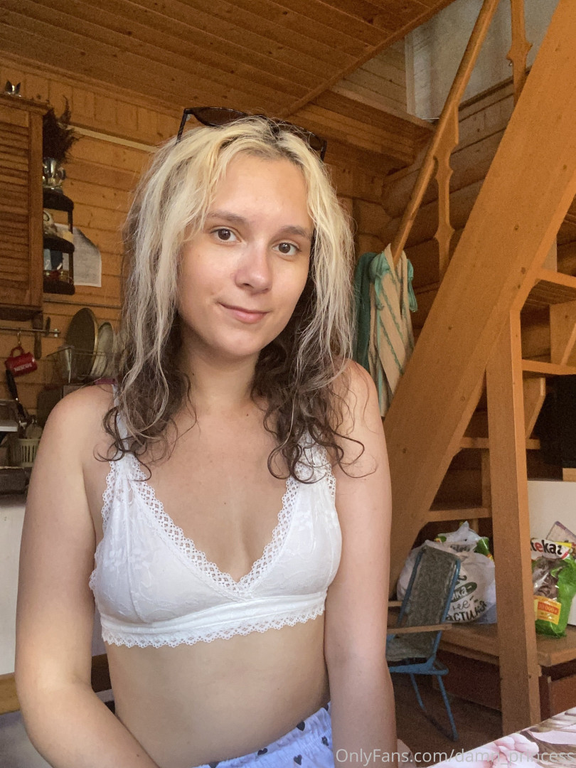 Photo by damn_princess published on October 16,2023 02:03:57 - BestThots