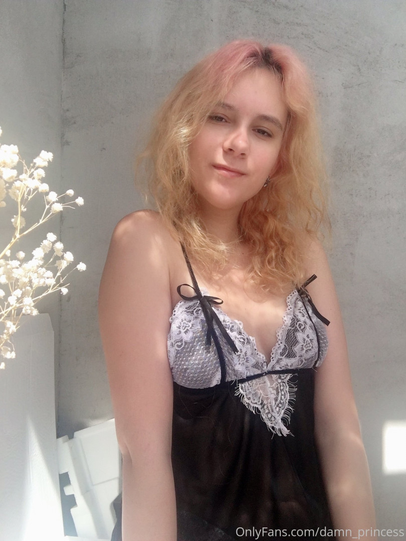 Photo by damn_princess published on October 16,2023 02:07:32 - BestThots
