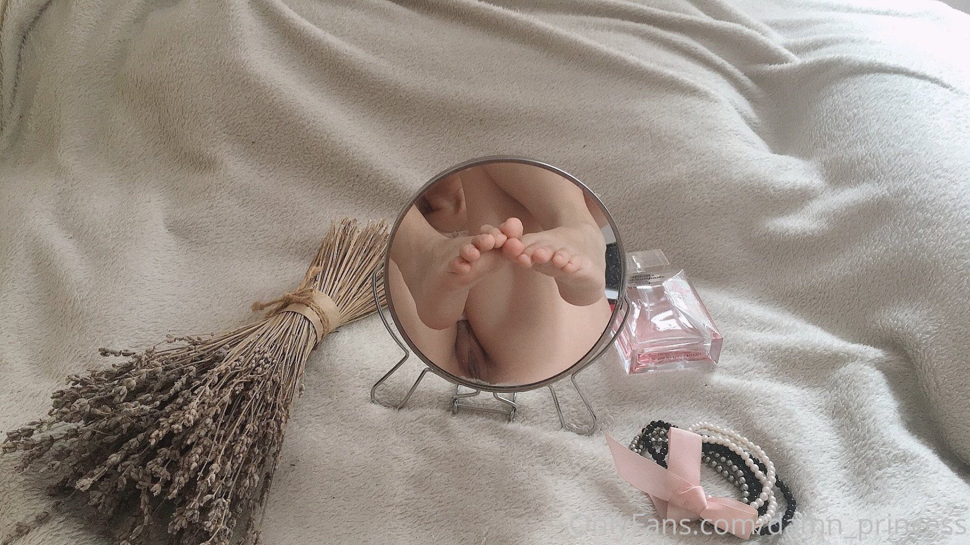 Photo by damn_princess published on October 16,2023 02:20:00 - BestThots