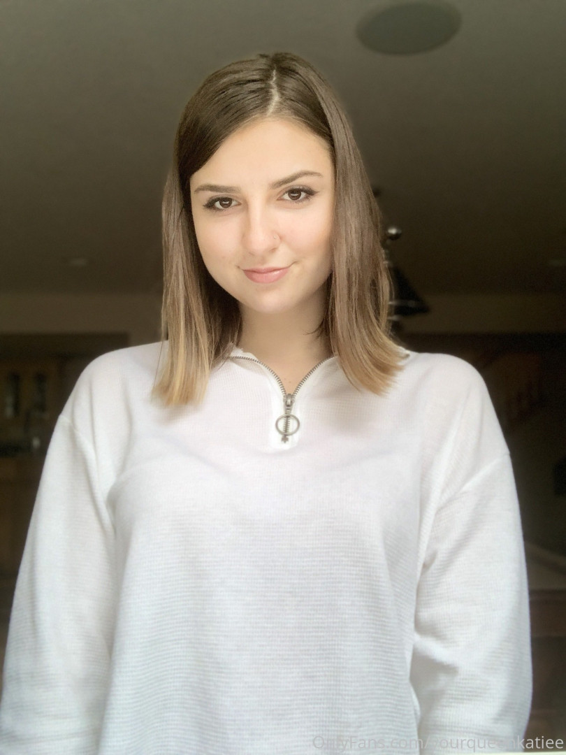 Photo by yourqueenkatiee published on May 15,2023 17:56:08 - BestThots