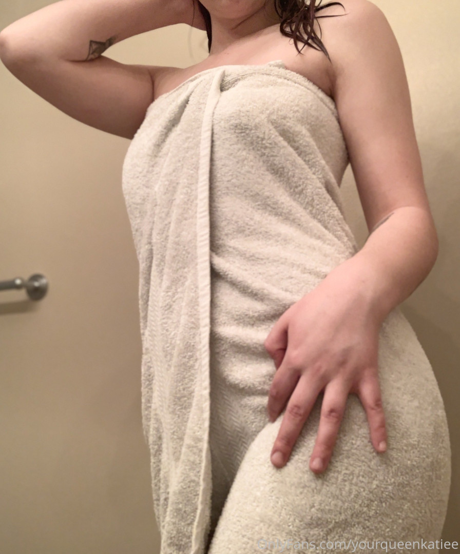 Photo by yourqueenkatiee published on May 15,2023 18:03:01 - BestThots