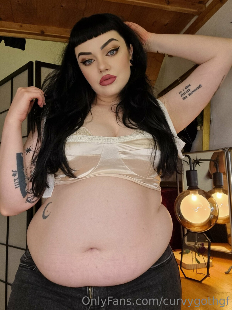 Photo by curvygothgf published on July 27,2023 20:26:31 - BestThots