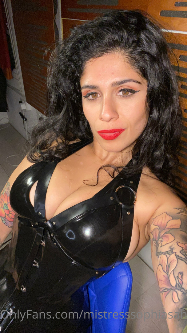 Photo by mistresssophiasahara published on July 7,2023 05:34:13 - BestThots
