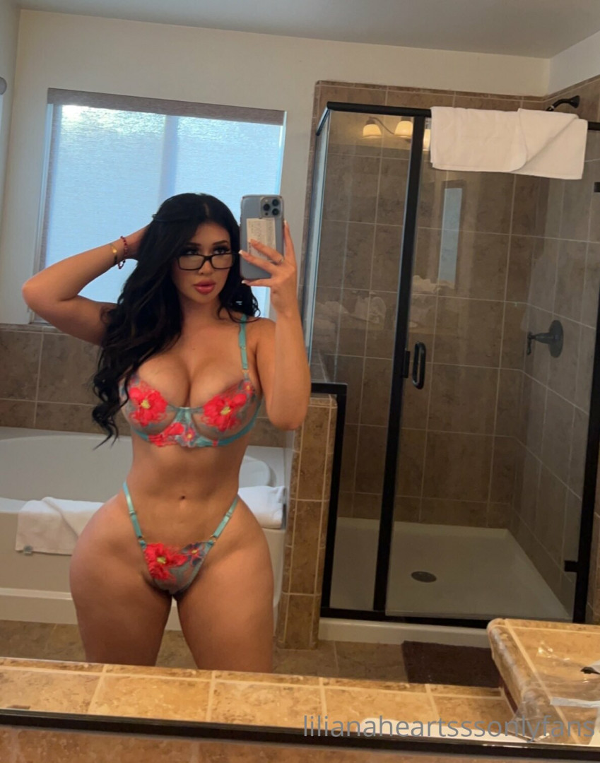 Photo by lilianaheartsss published on August 26,2023 22:17:00 - BestThots