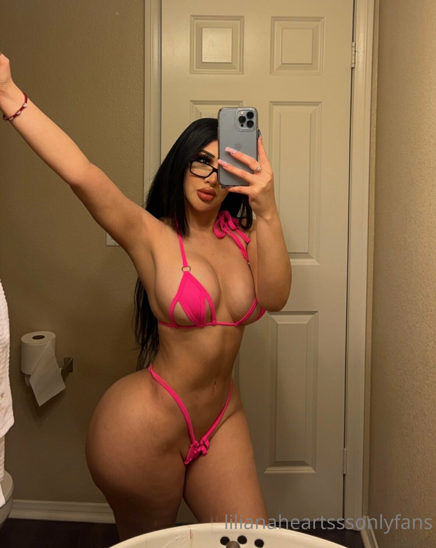 Photo by lilianaheartsss published on August 26,2023 22:35:08 - BestThots