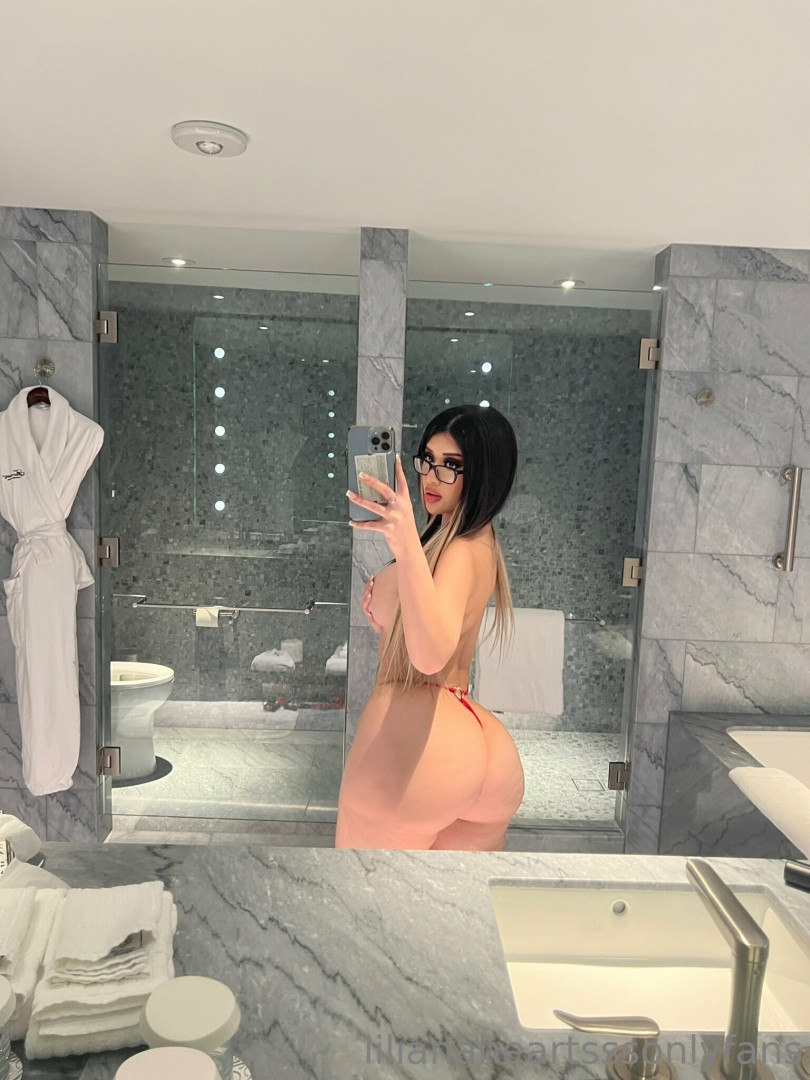 Photo by lilianaheartsss published on August 26,2023 22:44:03 - BestThots