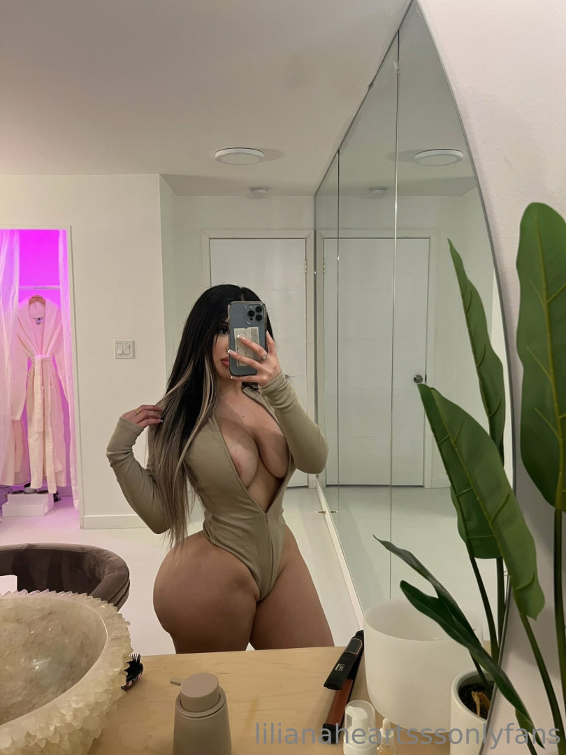 Photo by lilianaheartsss published on October 17,2023 04:29:52 - BestThots