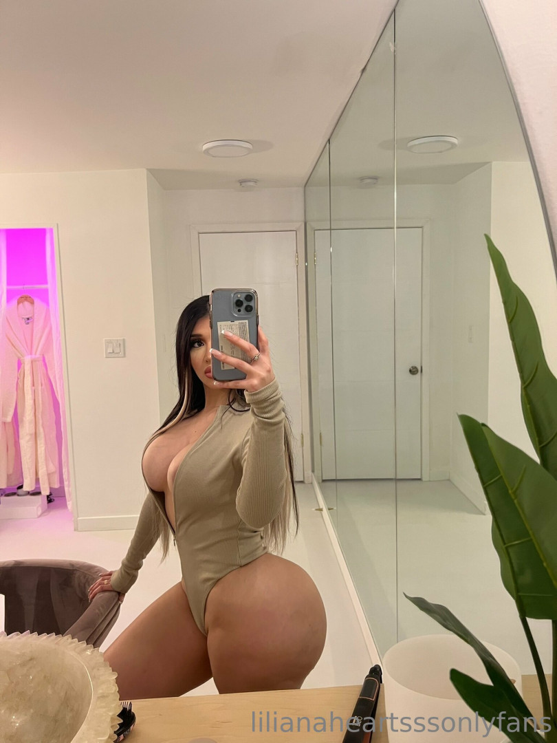 Photo by lilianaheartsss published on October 17,2023 04:30:10 - BestThots