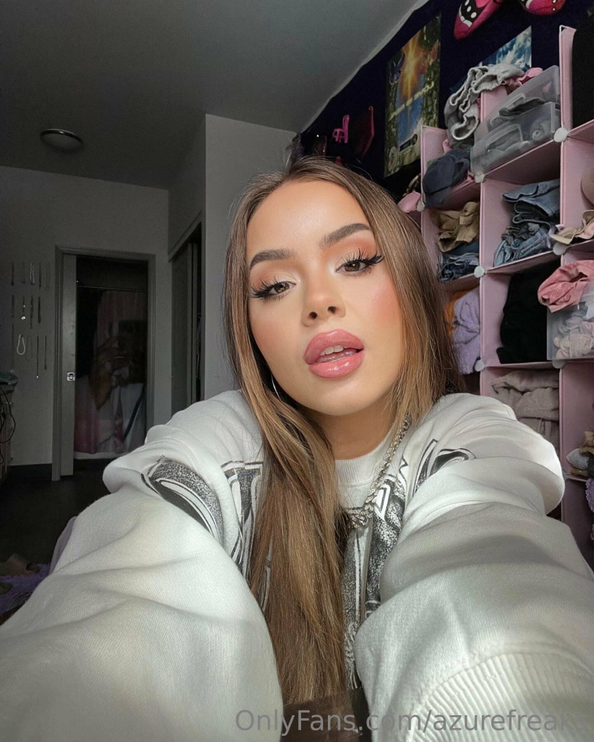 Photo by azurefreaks published on August 29,2023 23:03:22 - BestThots