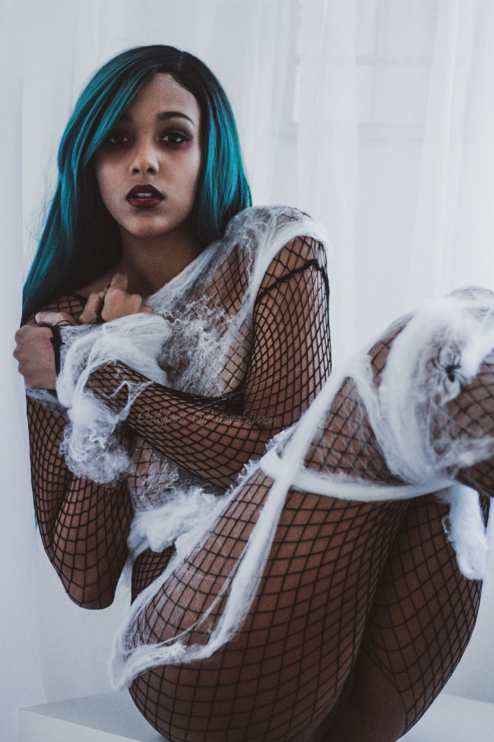 Photo by arianasimon published on November 24,2023 02:46:22 - BestThots
