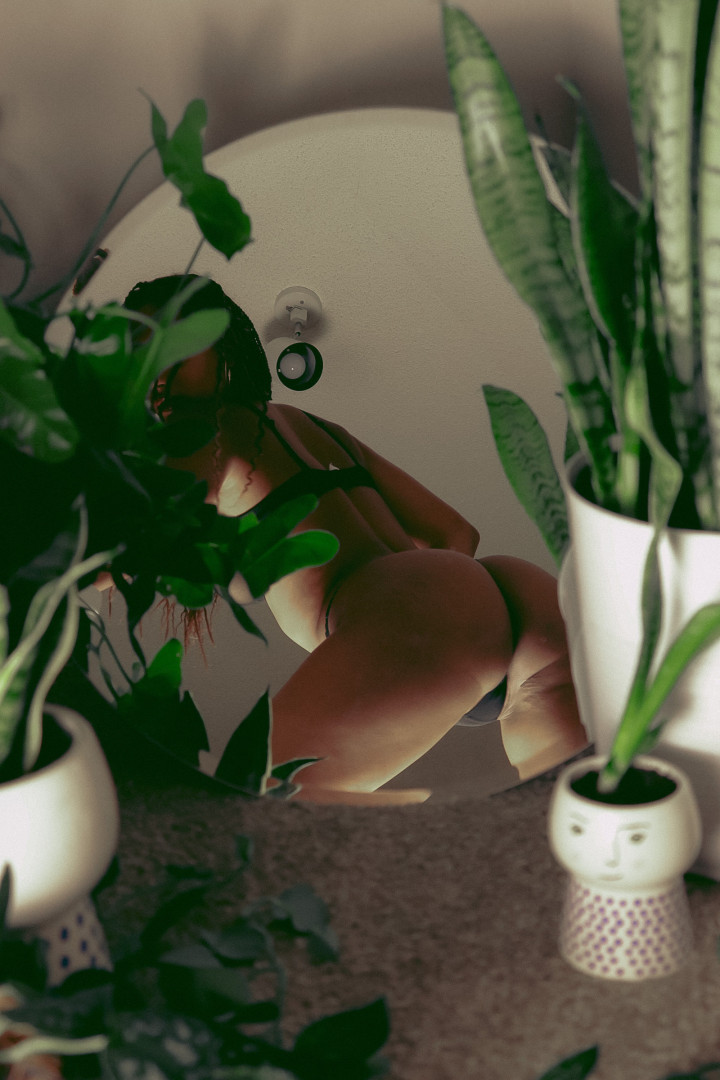 Photo by arianasimon published on November 24,2023 02:47:00 - BestThots
