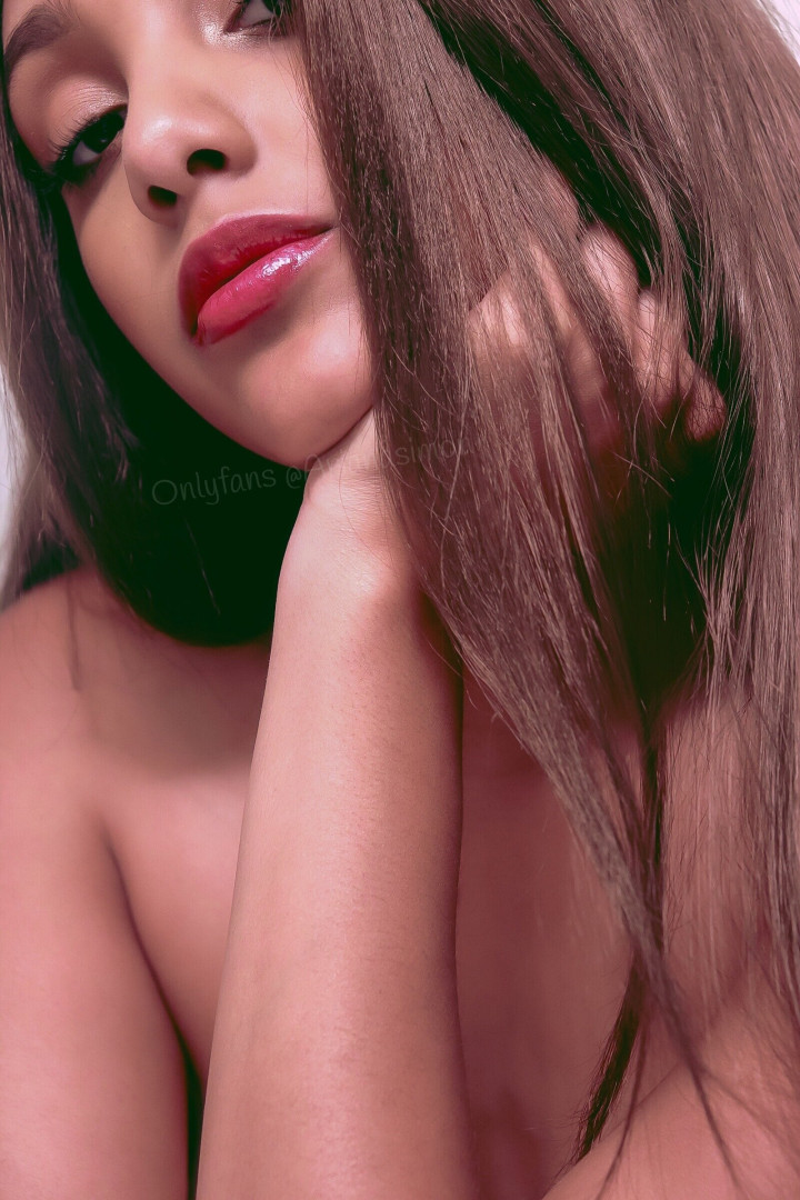 Photo by arianasimon published on November 24,2023 02:47:00 - BestThots