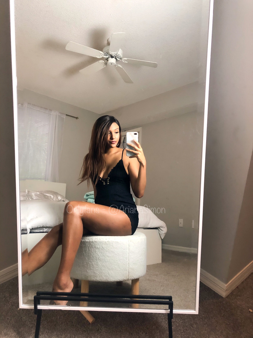 Photo by arianasimon published on November 24,2023 02:50:50 - BestThots