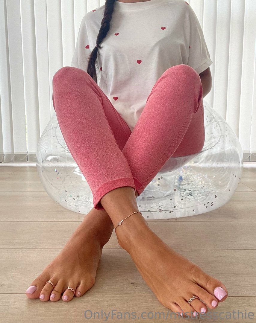 Photo by mistresscathie published on June 1,2023 19:41:04 - BestThots