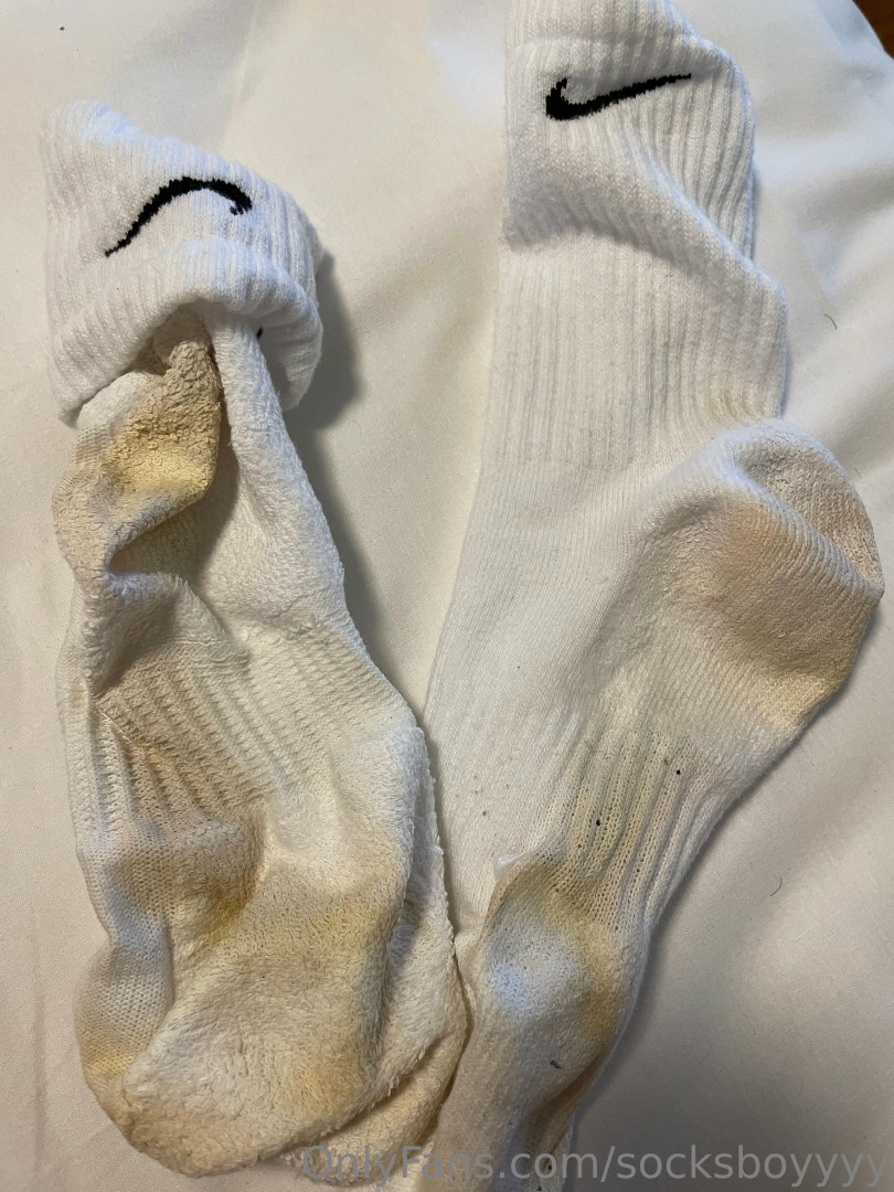 Photo by socksboyyyy published on May 17,2023 20:50:35 - BestThots