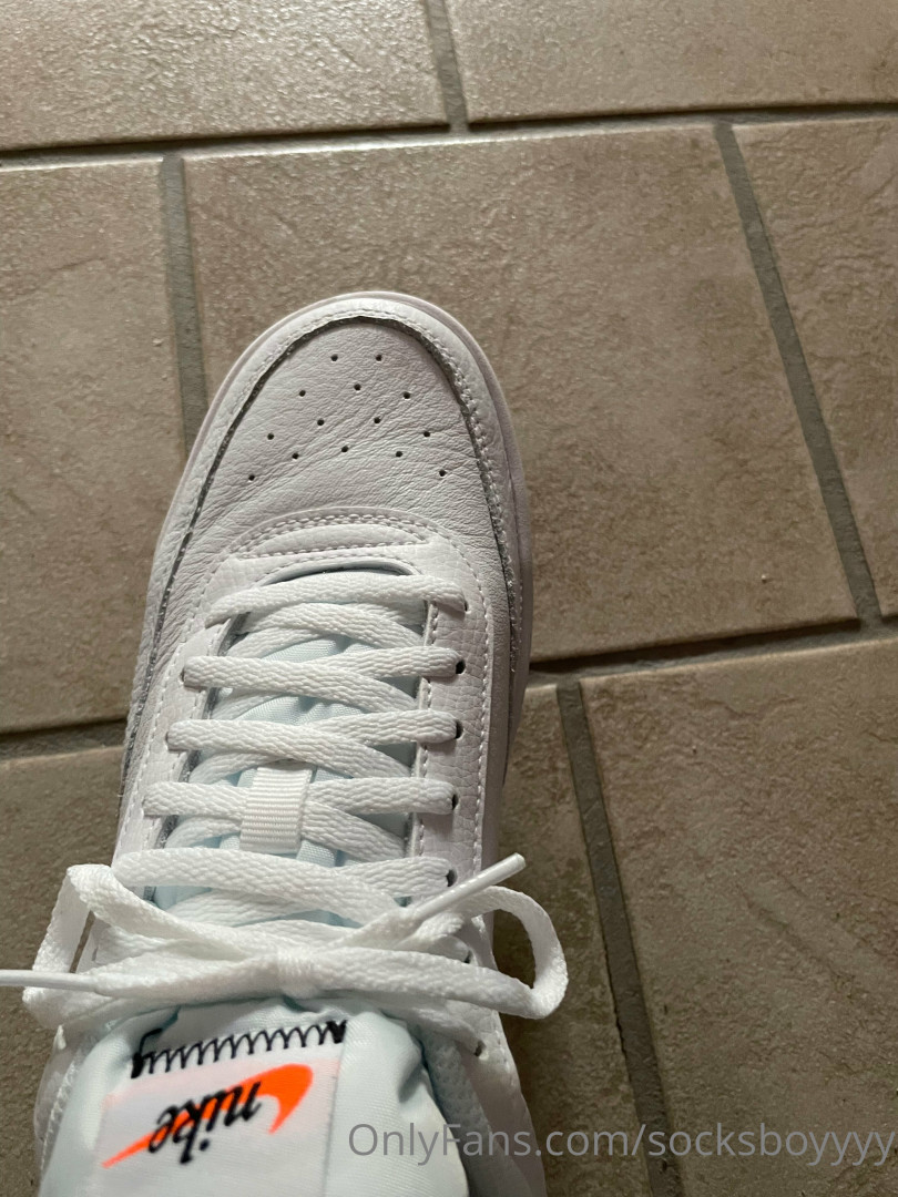 Photo by socksboyyyy published on May 17,2023 20:50:36 - BestThots