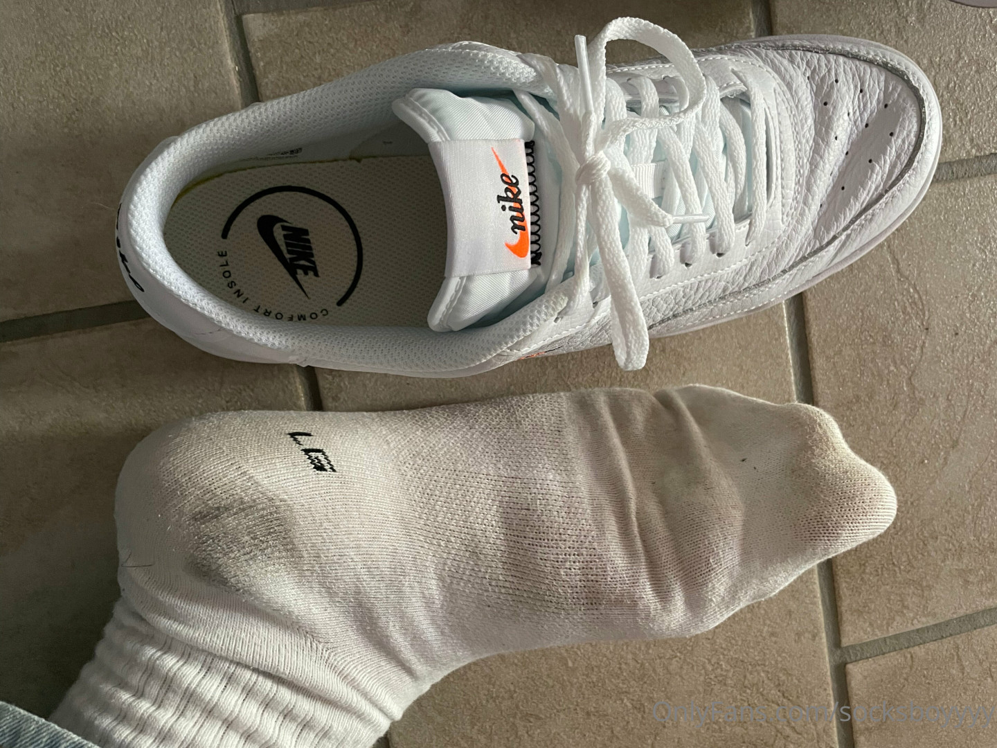 Photo by socksboyyyy published on May 17,2023 20:50:38 - BestThots