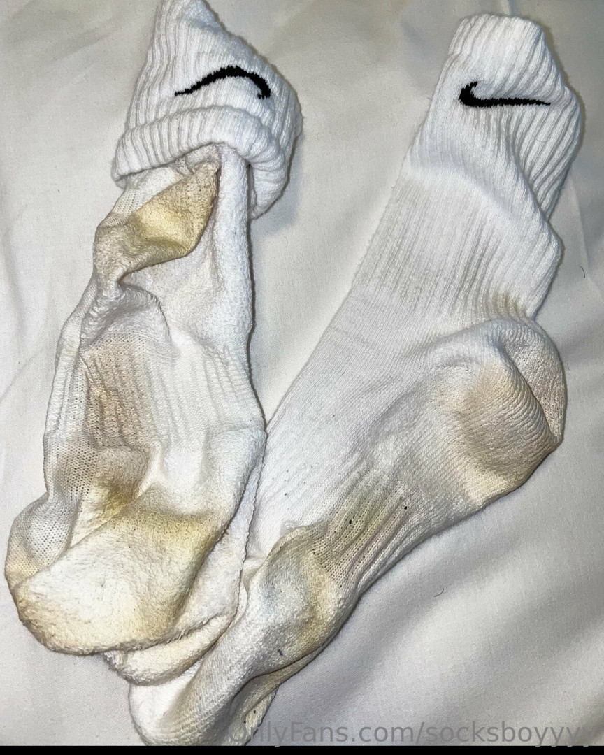 Photo by socksboyyyy published on May 17,2023 20:50:41 - BestThots