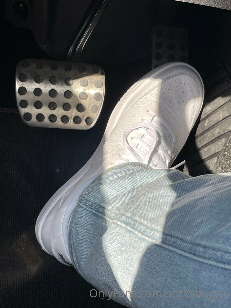 Photo by socksboyyyy published on May 17,2023 20:50:46 - BestThots