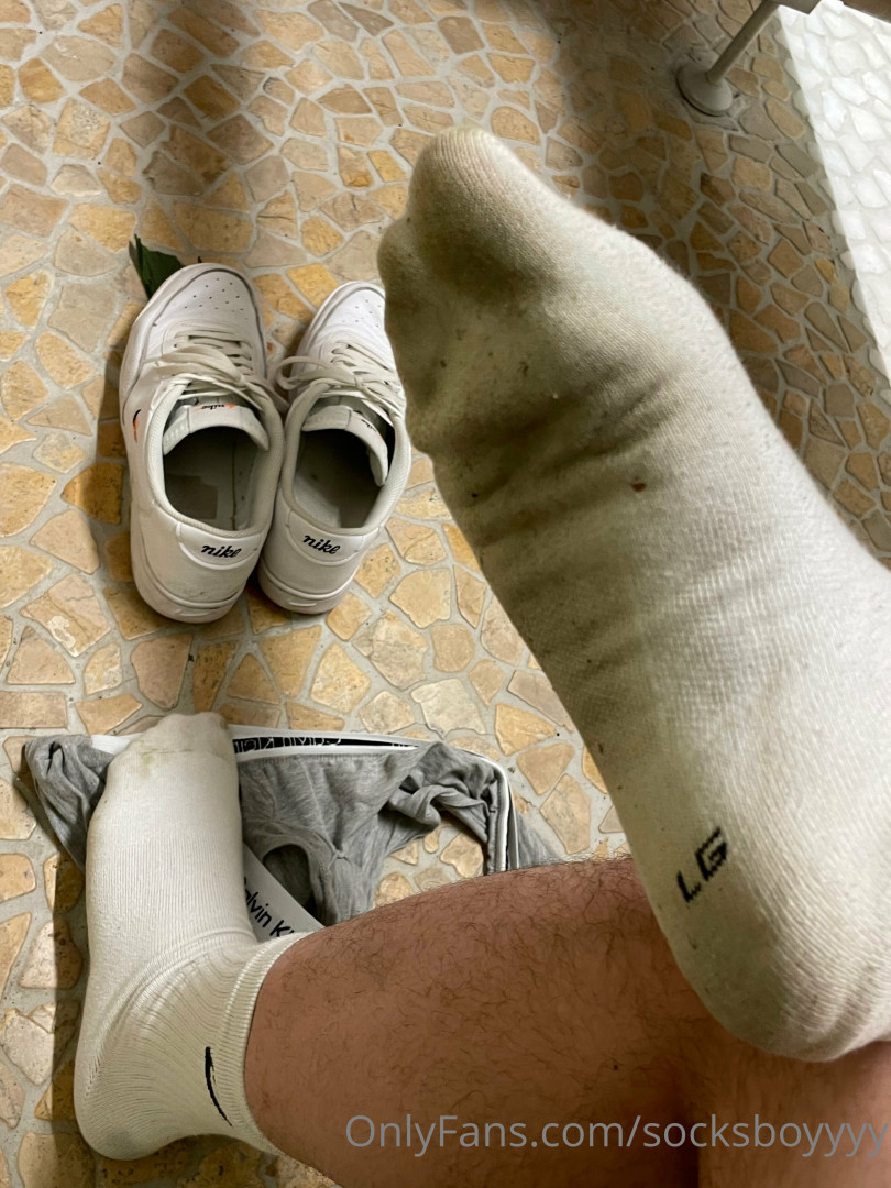 Photo by socksboyyyy published on May 17,2023 20:50:48 - BestThots