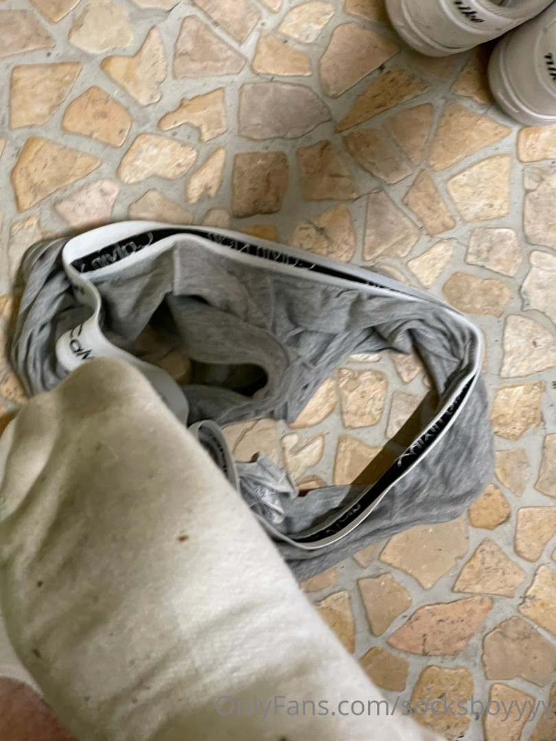 Photo by socksboyyyy published on May 17,2023 20:50:50 - BestThots