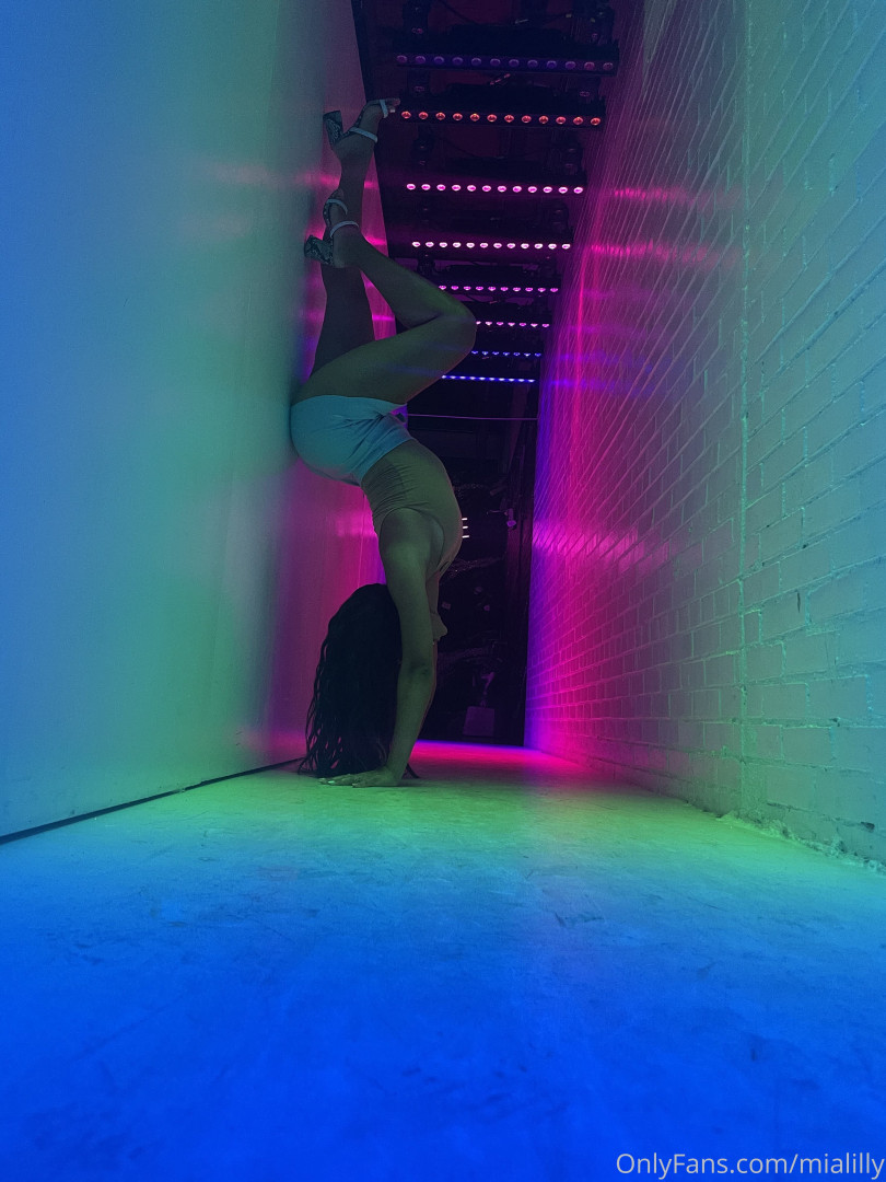 Photo by mialilly published on October 16,2023 02:58:55 - BestThots