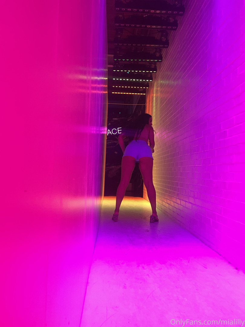 Photo by mialilly published on October 16,2023 03:11:47 - BestThots