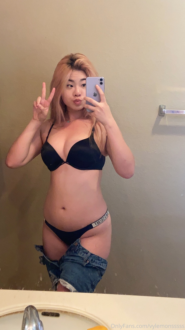 Photo by babiebeezz published on October 16,2023 09:39:41 - BestThots