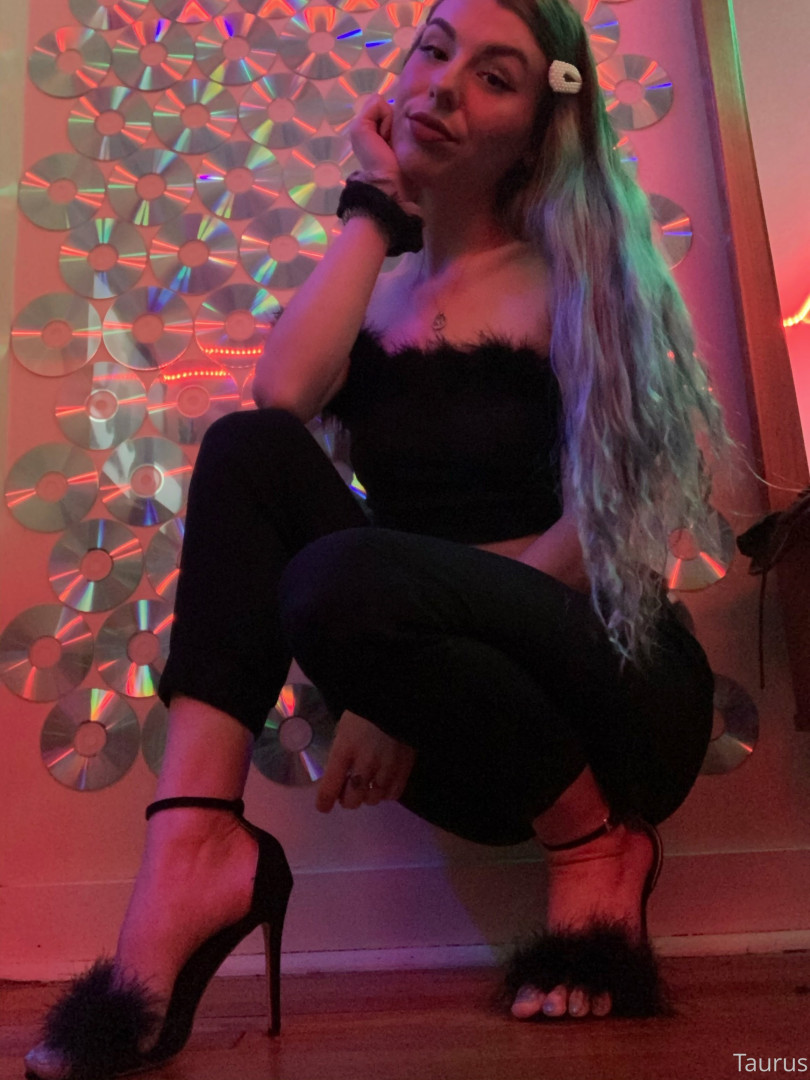 Photo by tastytaurustoes published on October 15,2023 14:24:03 - BestThots